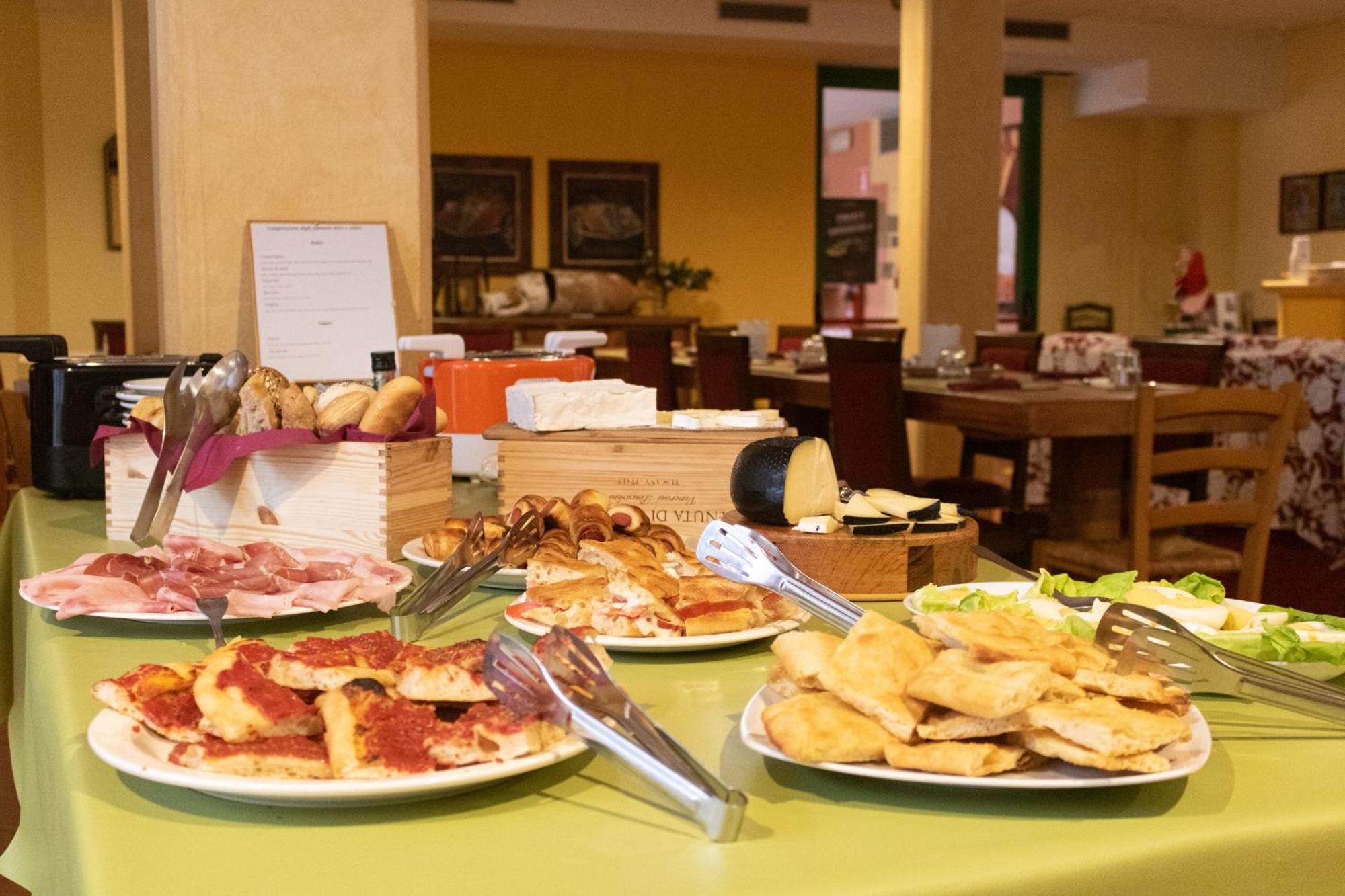 Residence Mugello Resort สการ์เปริอา ภายนอก รูปภาพ