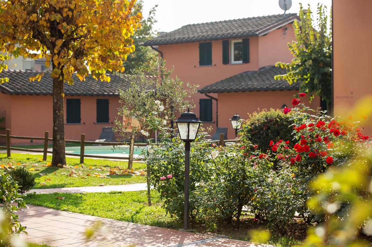 Residence Mugello Resort สการ์เปริอา ภายนอก รูปภาพ